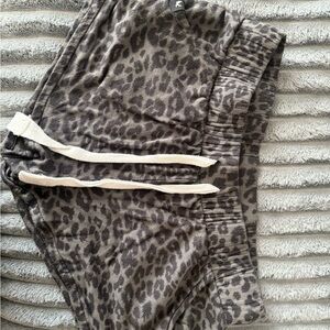 Glyder Gray Leopard Print Pants